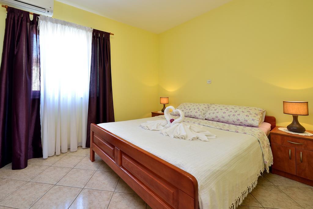 Villa Zdenka Pakoštane Exteriér fotografie